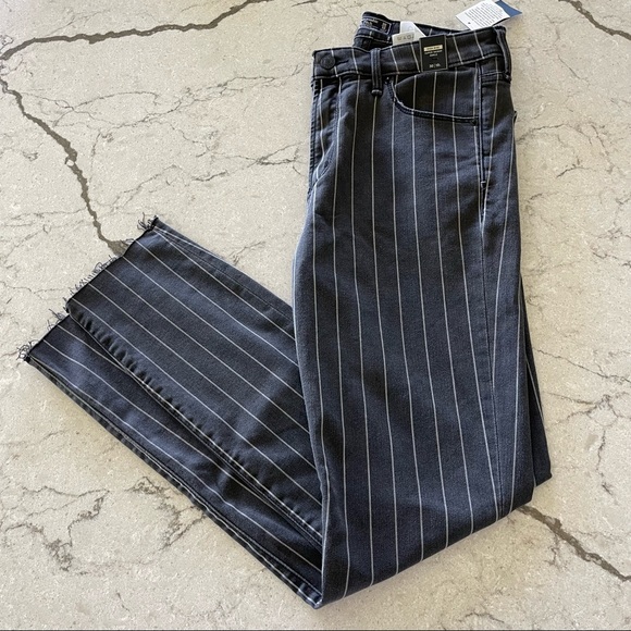 Abercrombie & Fitch Jeans - Picture 3 of 4